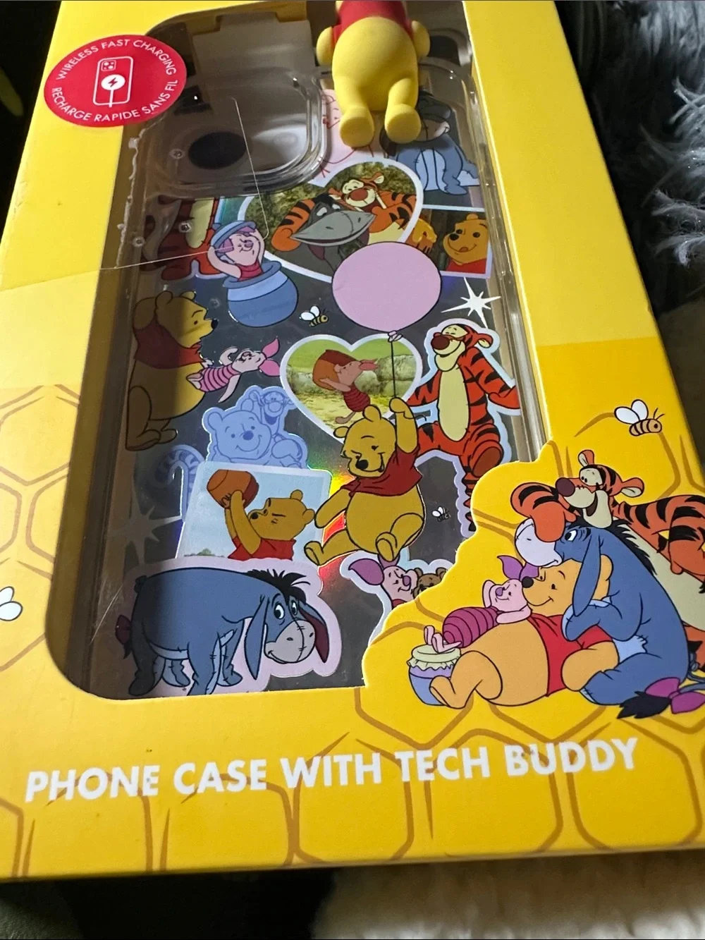 Disney Winnie the Pooh Multicolor Phone Case with Tech Buddy